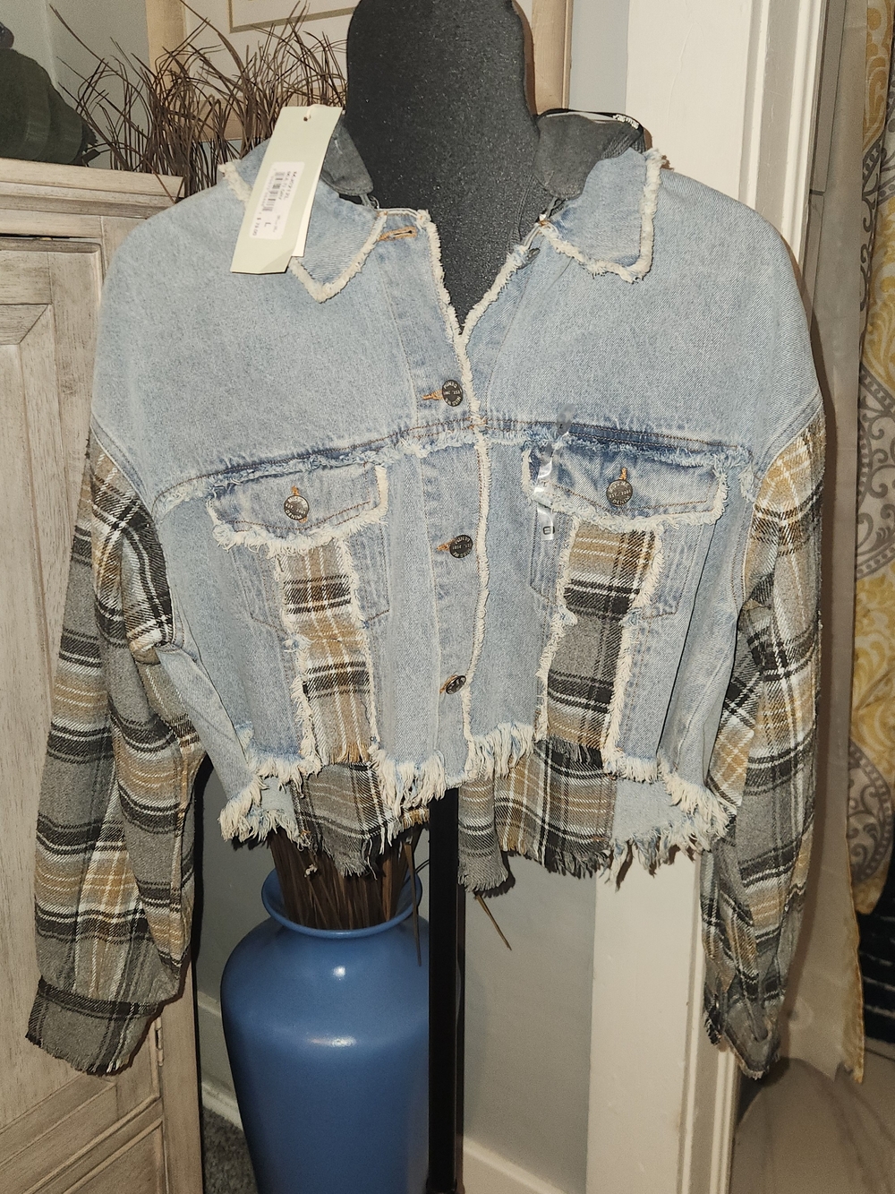 Miss Me NWT Destructed Denim Cropped JacketMiss Me. With Removable Hood. Sz LG